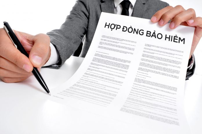 Khai man bảo hiểm